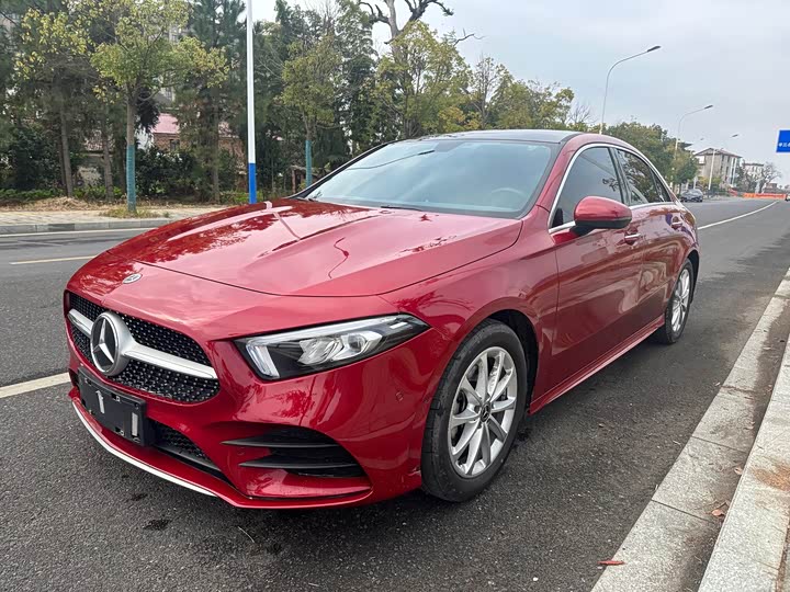 Фото 1 - Mercedes-Benz A-Class