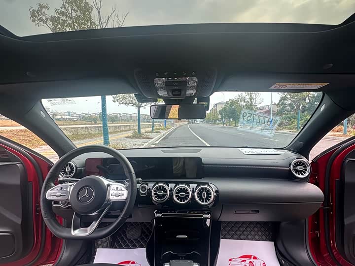 Фото 13 - Mercedes-Benz A-Class