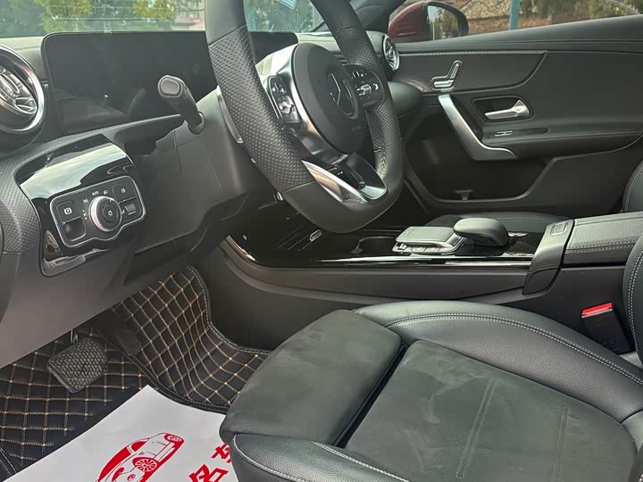 Фото 7 - Mercedes-Benz A-Class