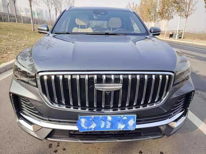 Фото 2 - Geely Monjaro