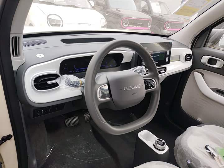 Фото 10 - Geely Galaxy Panda Mini