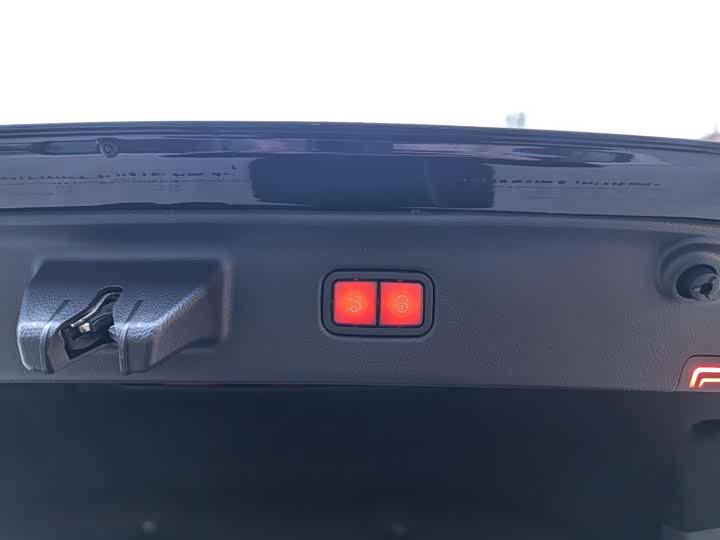 Фото 23 - Mercedes-Benz S-Class