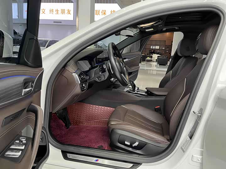 Фото 4 - BMW 5 Series