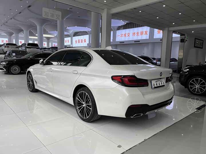 Фото 7 - BMW 5 Series