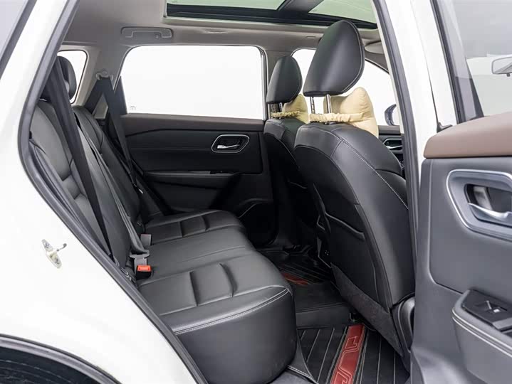 Фото 15 - Nissan X-Trail