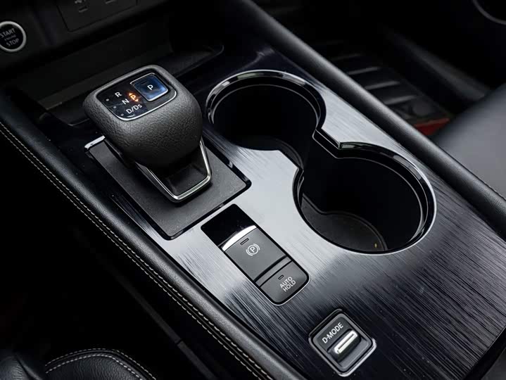 Фото 28 - Nissan X-Trail