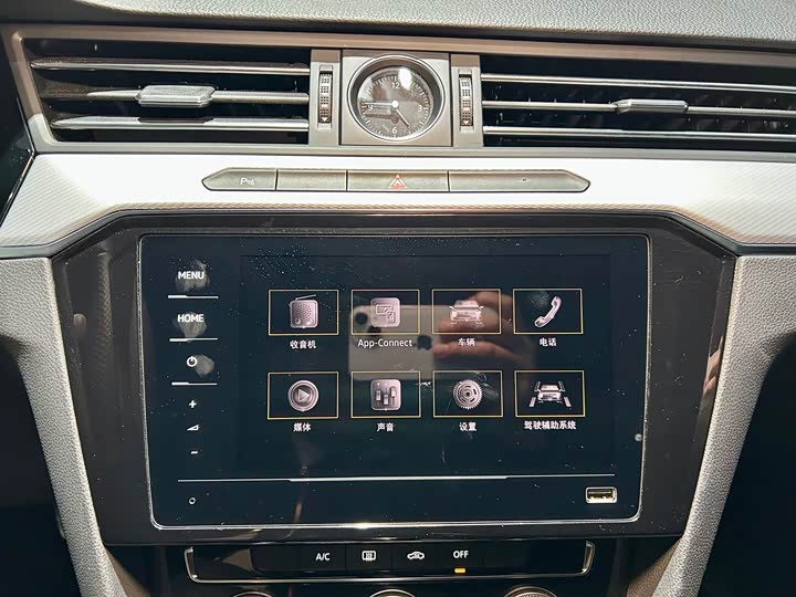 Фото 16 - Volkswagen Magotan