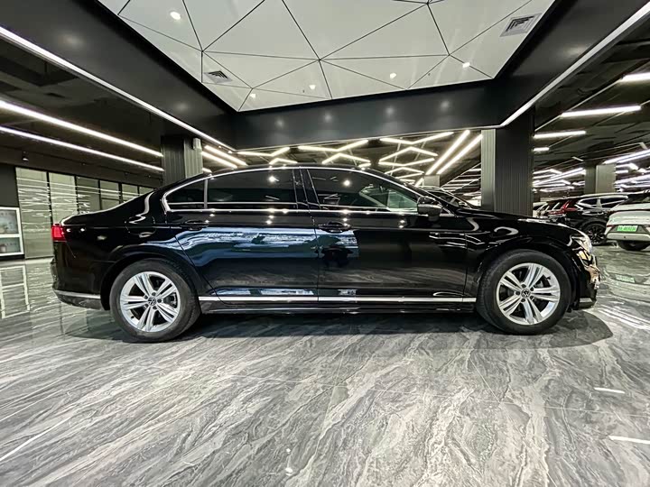 Фото 4 - Volkswagen Magotan