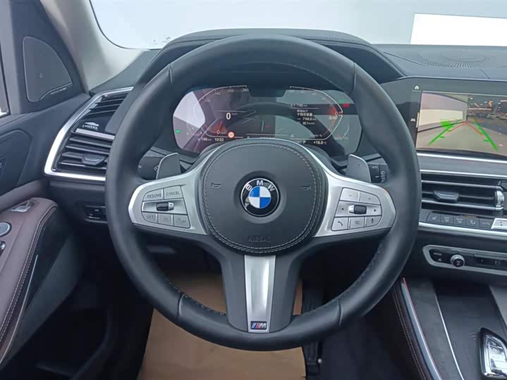 Фото 15 - BMW X5