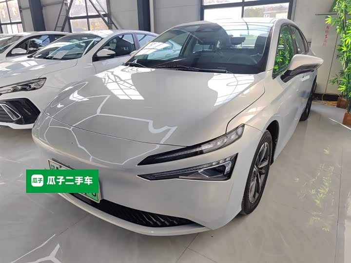 Фото 2 - GAC Aion S Max