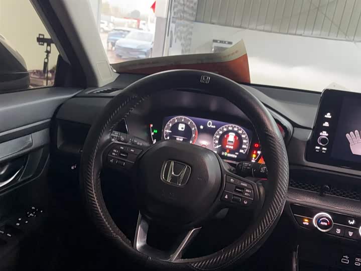 Фото 3 - Honda Breeze