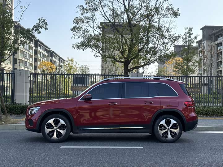 Фото 3 - Mercedes-Benz GLB-Class