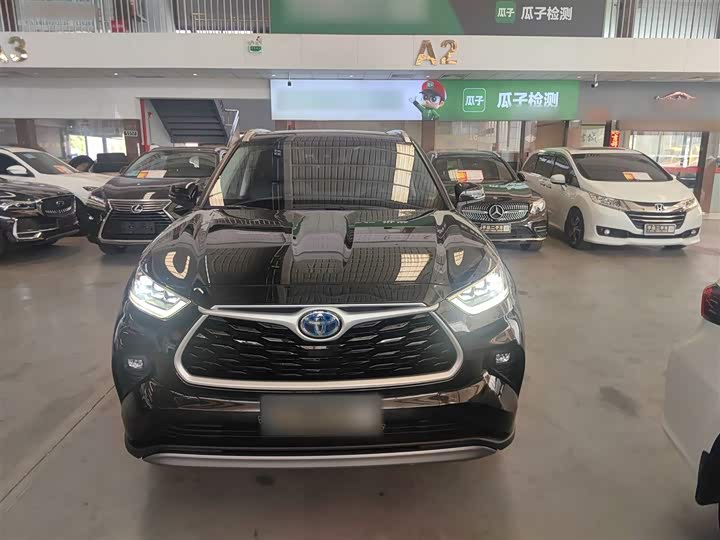 Фото 3 - Toyota Highlander