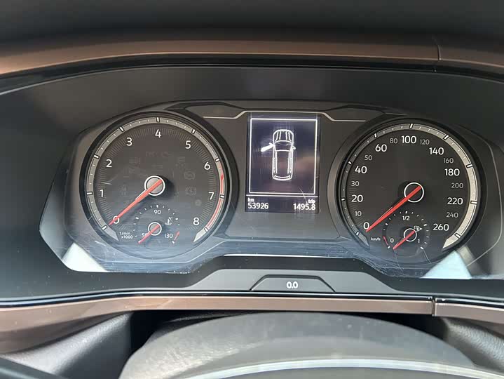 Фото 11 - Volkswagen Tharu