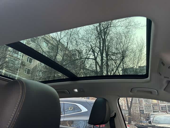 Фото 12 - Volkswagen Tharu