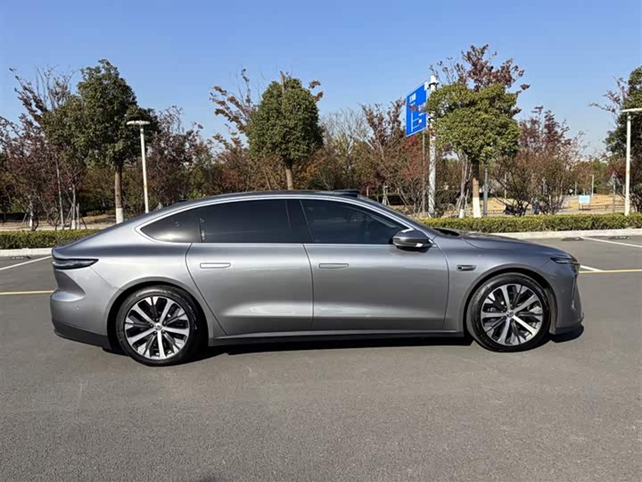 Фото 11 - Nio ET7