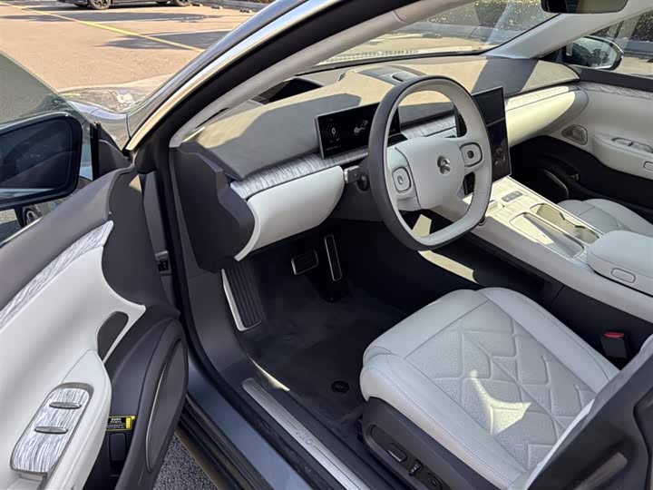 Фото 12 - Nio ET7