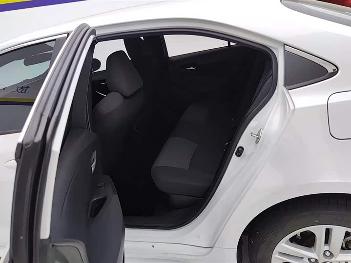 Фото 11 - Toyota Levin