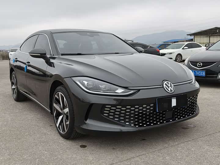 Фото 3 - Volkswagen Lamando L