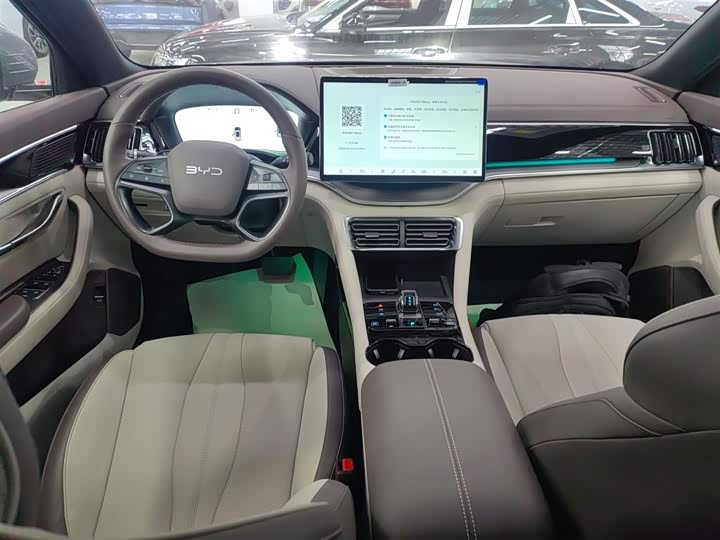 Фото 10 - BYD Song Plus Hybrid/EV