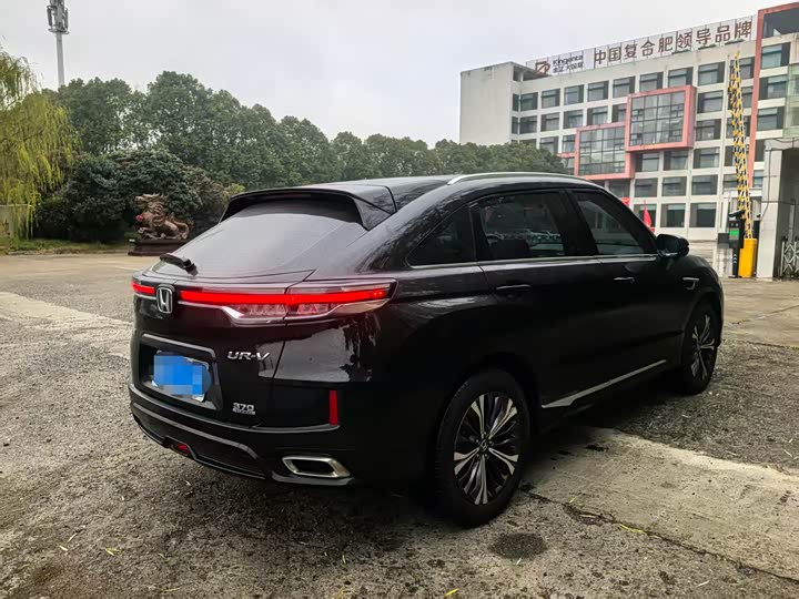 Фото 9 - Honda UR-V