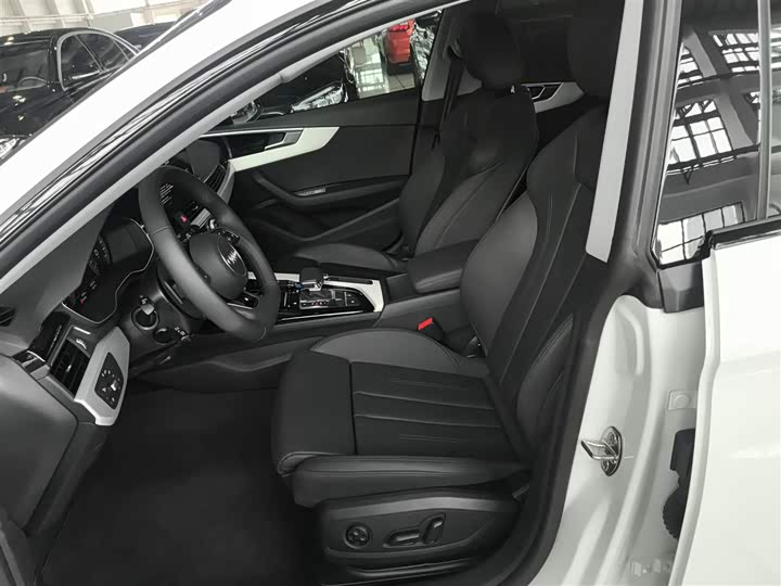 Фото 7 - Audi A5