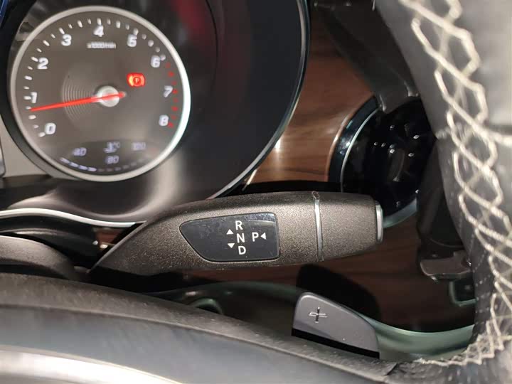 Фото 14 - Mercedes-Benz V-Class