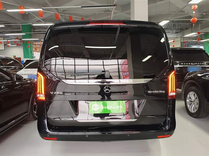 Фото 6 - Mercedes-Benz V-Class