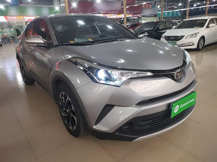 Фото 4 - Toyota Izoa