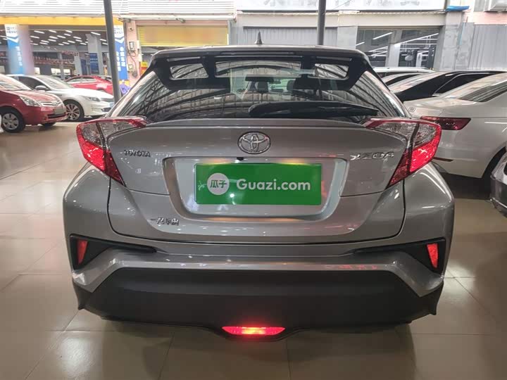 Фото 6 - Toyota Izoa