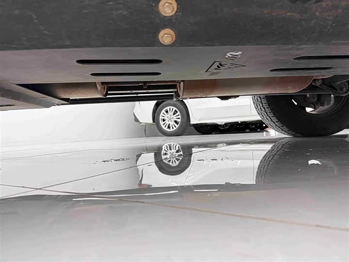 Фото 11 - Tank 300