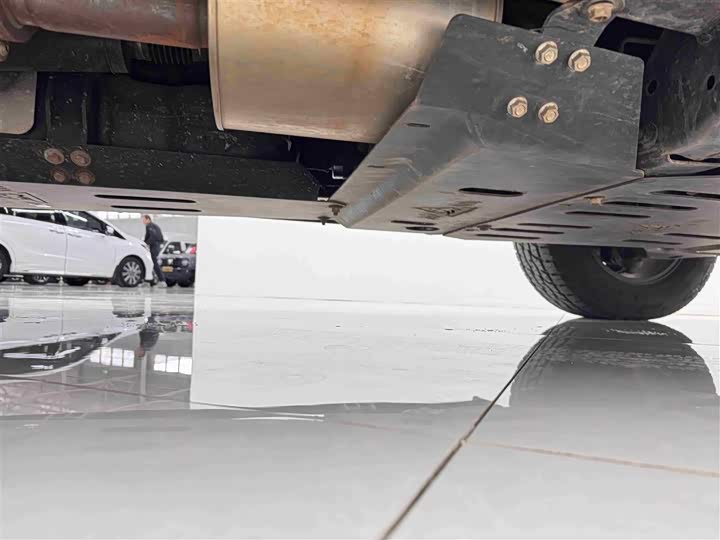 Фото 13 - Tank 300