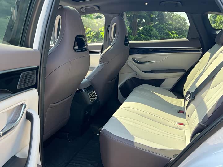 Фото 11 - BYD Song Plus Hybrid/EV