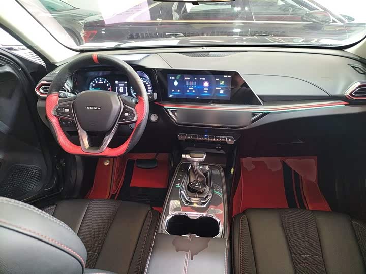 Фото 10 - Changan Oshan X5