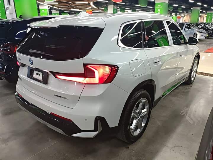 Фото 7 - BMW iX1