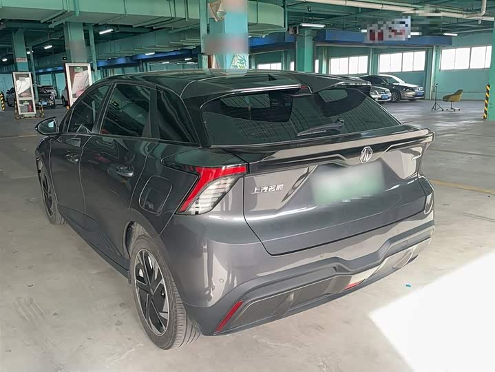 Фото 15 - MG Motor 4 EV