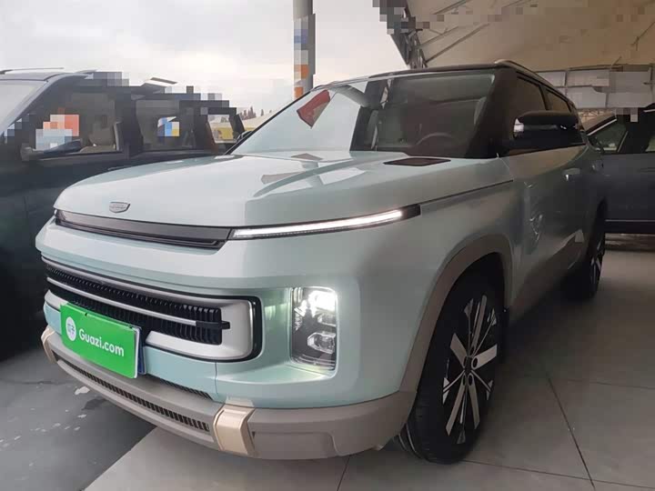 Фото 2 - Geely Icon