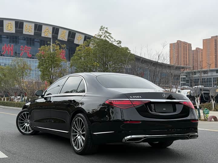 Фото 12 - Mercedes-Benz S-Class