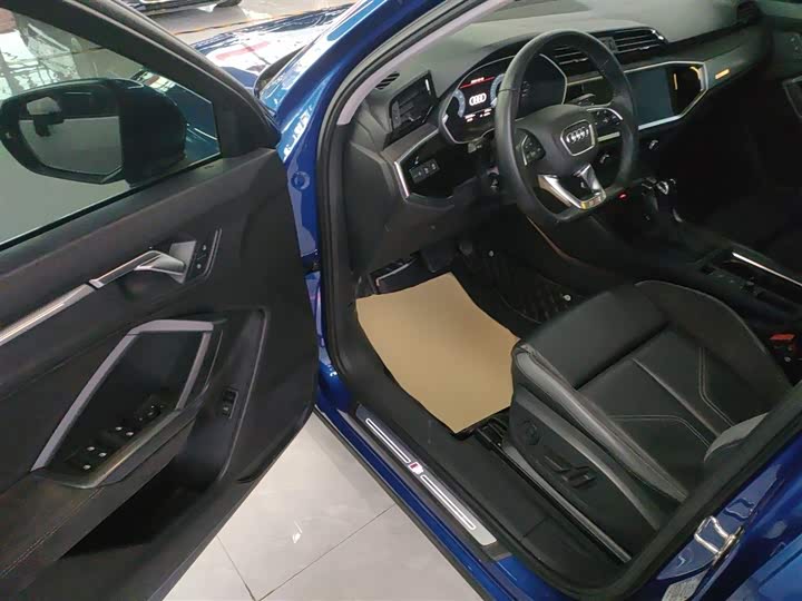 Фото 14 - Audi Q3 Sportback