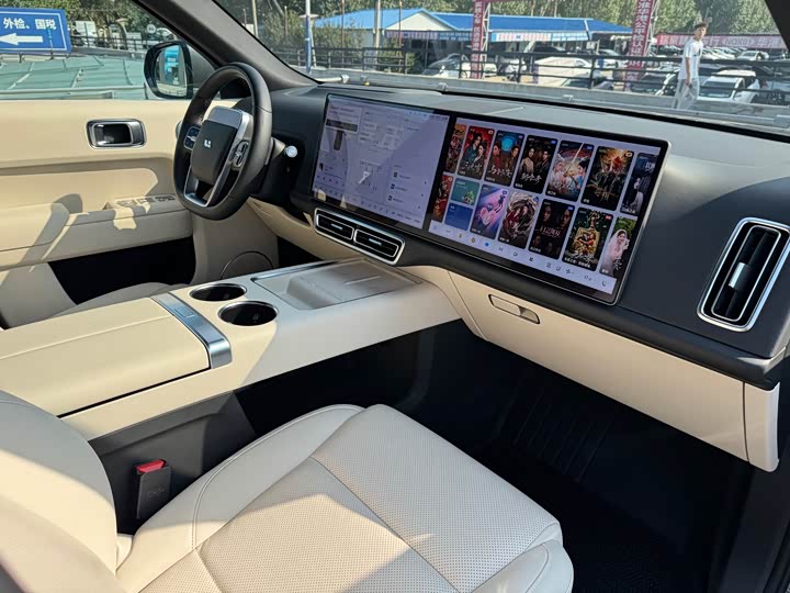 Фото 15 - LiXiang L8