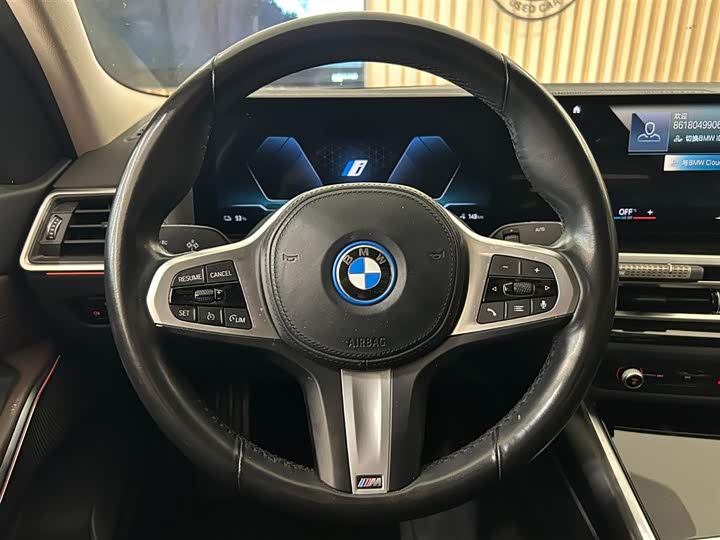 Фото 10 - BMW i3