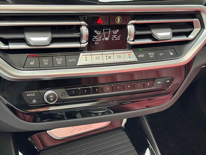 Фото 18 - BMW X3