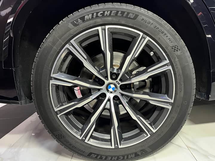 Фото 11 - BMW X5