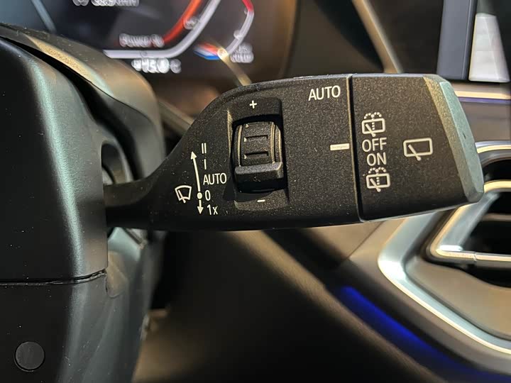 Фото 27 - BMW X5