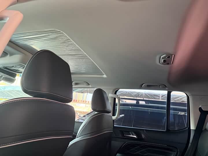 Фото 11 - Tank 300