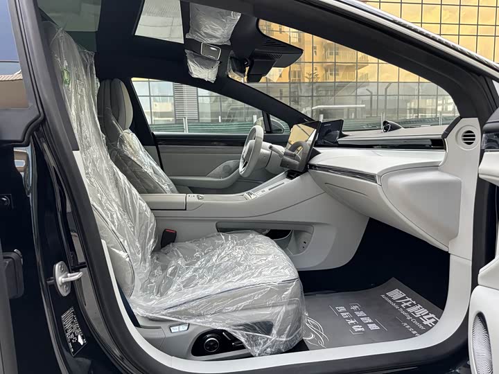 Фото 12 - Luxeed S7