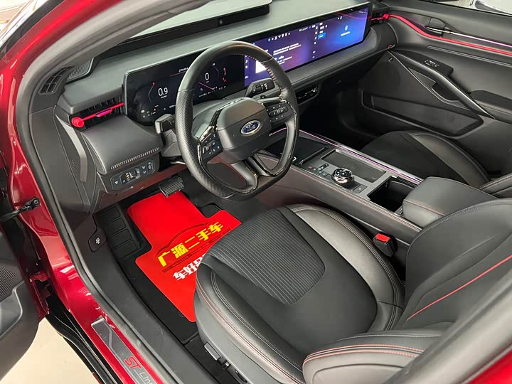 Фото 12 - Ford Mondeo