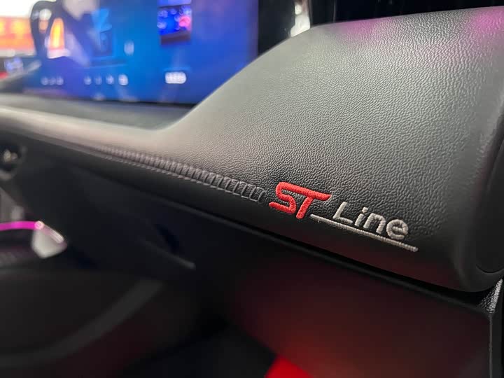 Фото 24 - Ford Mondeo