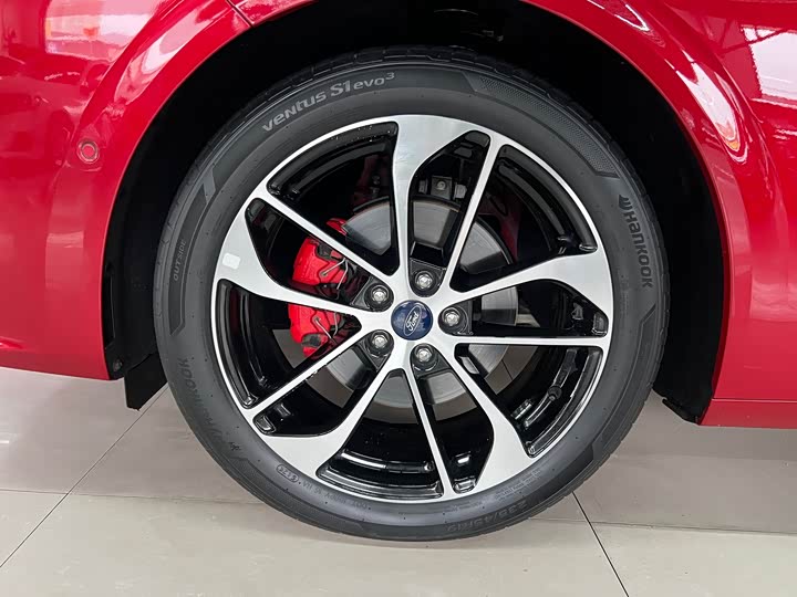 Фото 27 - Ford Mondeo