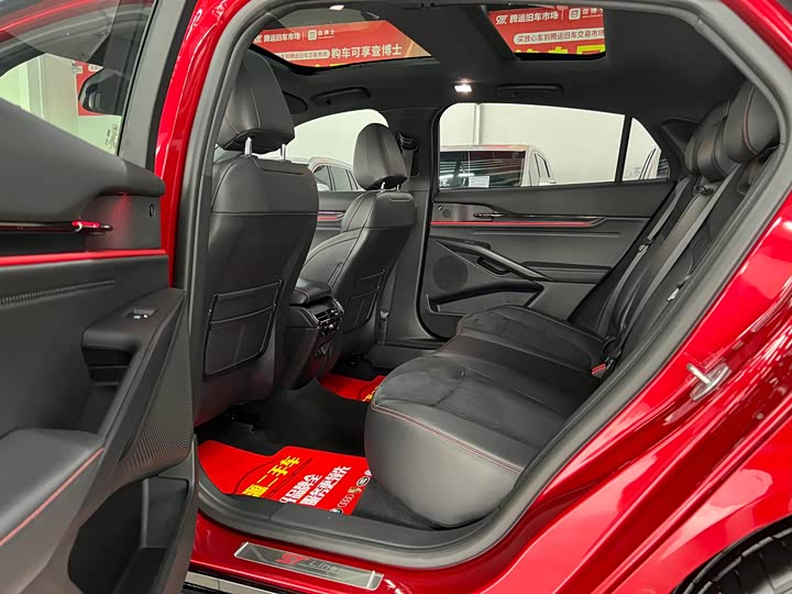 Фото 8 - Ford Mondeo